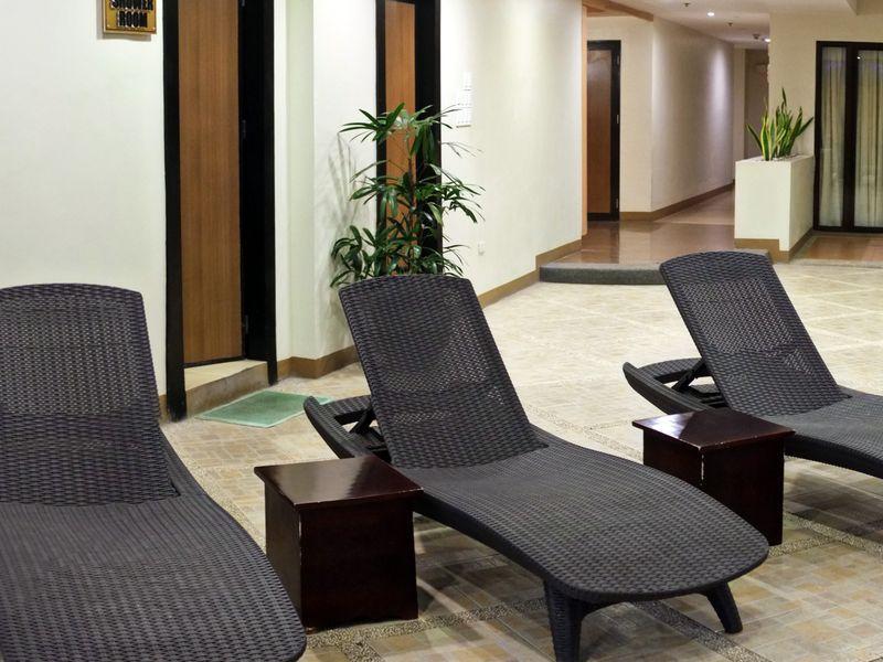 The Pinnacle Hotel And Suites Davao Екстер'єр фото