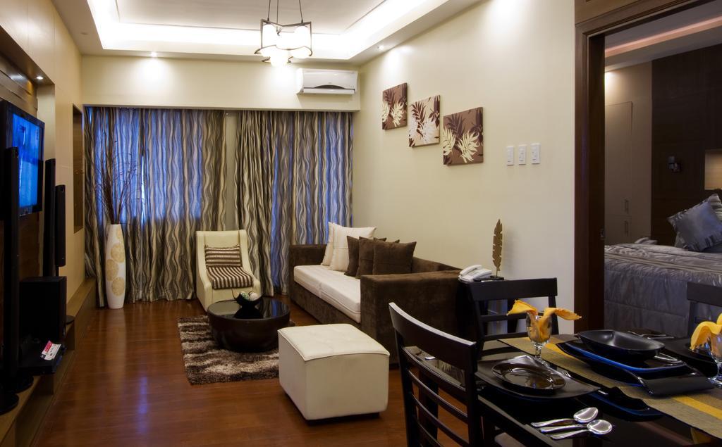 The Pinnacle Hotel And Suites Davao Екстер'єр фото